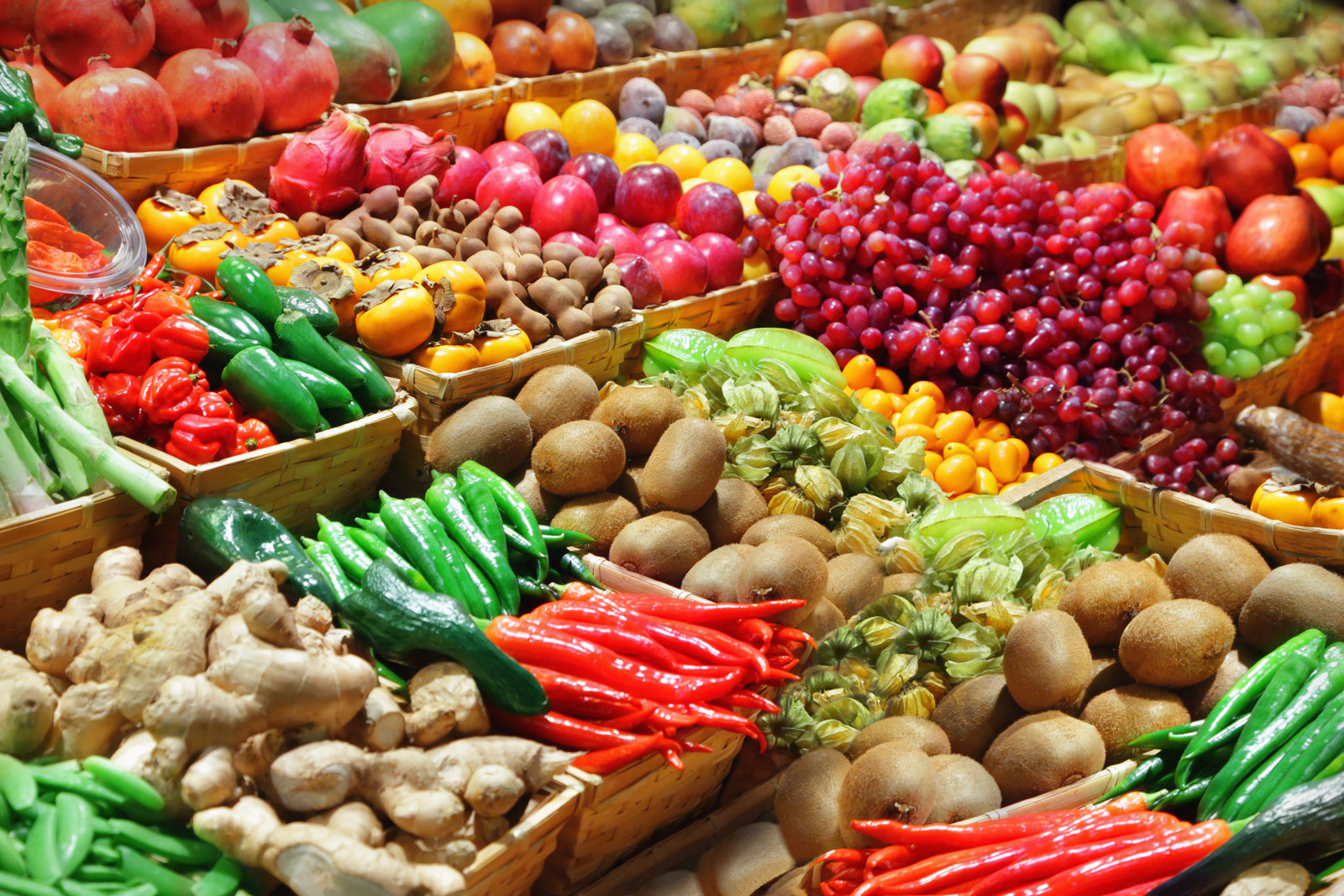 Photo of produce at a farmer's market