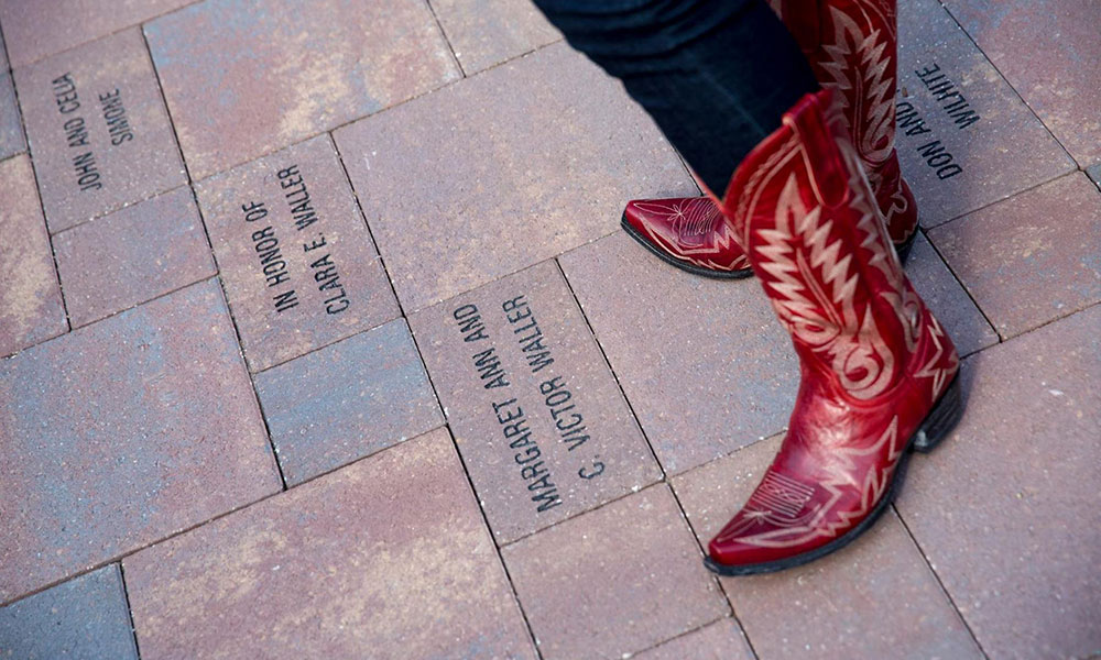 Names on CASNR bricks